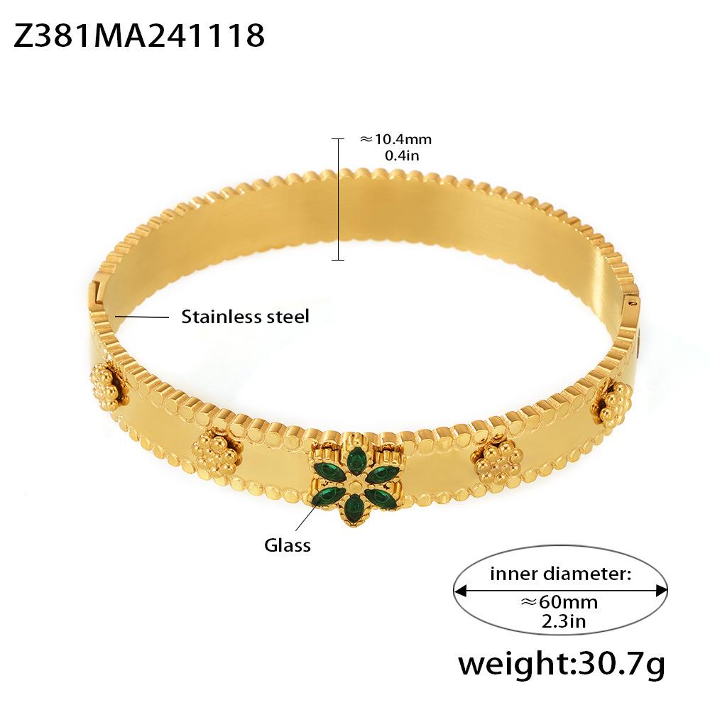 Oumeka Christmas Snowflake Zircon Buckle Bracelet, 18K Gold-Plated Stainless Steel.
Oumeka Christmas Snowflake Zircon Buckle Bracelet, 18K Gold-Plated Stainless Steel.
