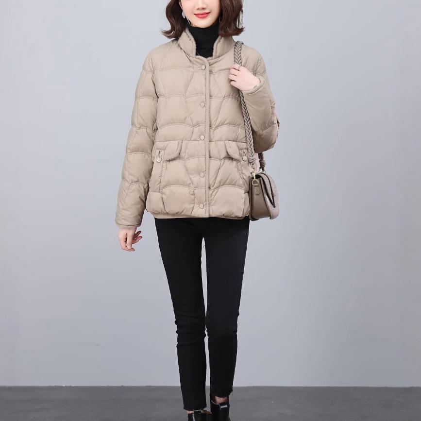 Women s Short Lightweight Down Jacket - 2024 Winter Collection, Loose Fit, Warm White Duck Down Outerwear L (Recommended 59-65 kg) чёрный
Women s Short Lightweight Down Jacket - 2024 Winter Collection, Loose Fit, Warm White Duck Down Outerwear L (Recommended 59-65 kg) чёрный