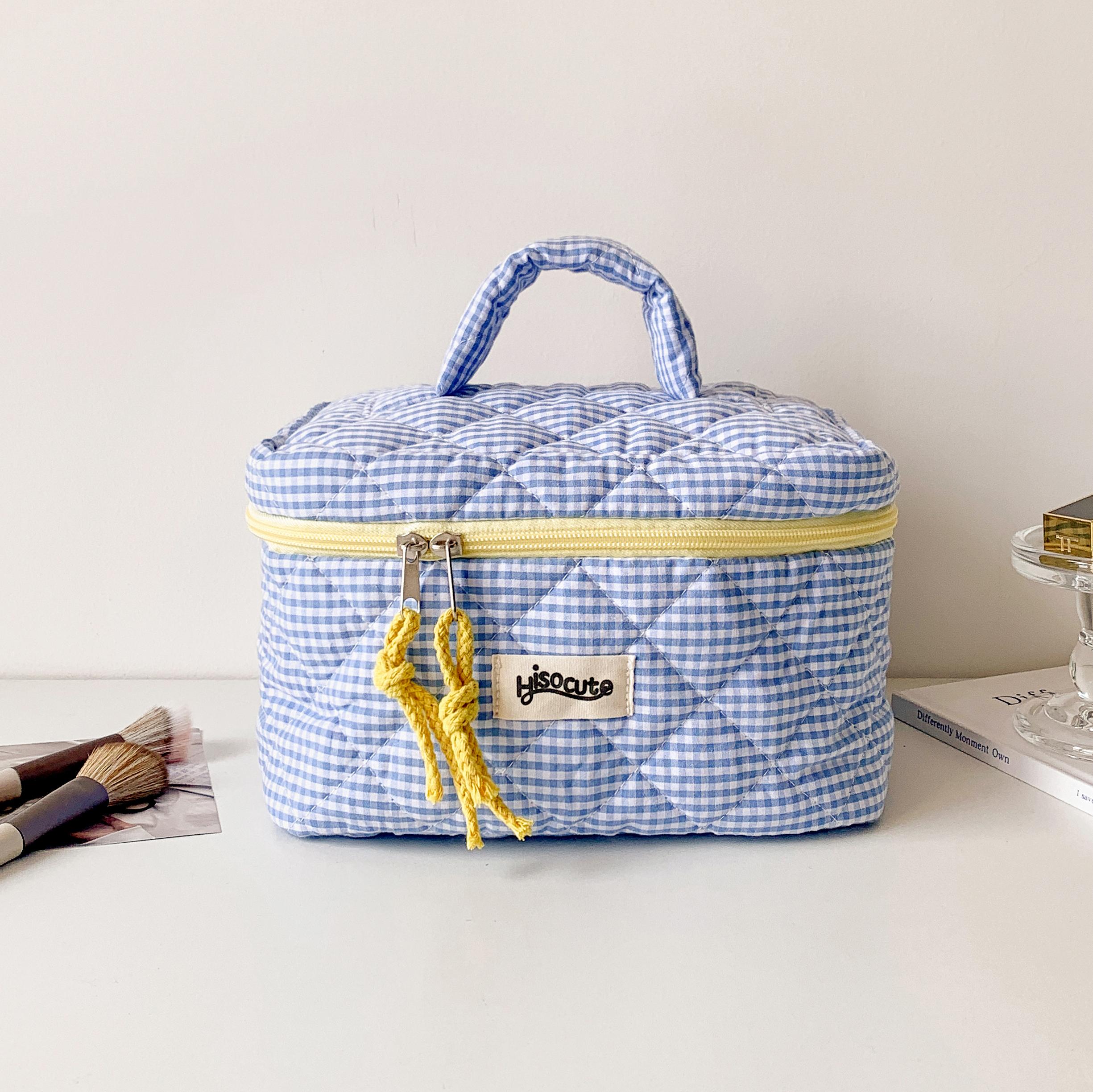 Plaid Cosmetic Bag Set Simple Style Large Capacity Portable Cosmetic Tools Storage organizers for Home Bathroom Toiletry Bags синий
Plaid Cosmetic Bag Set Simple Style Large Capacity Portable Cosmetic Tools Storage organizers for Home Bathroom Toiletry Bags синий