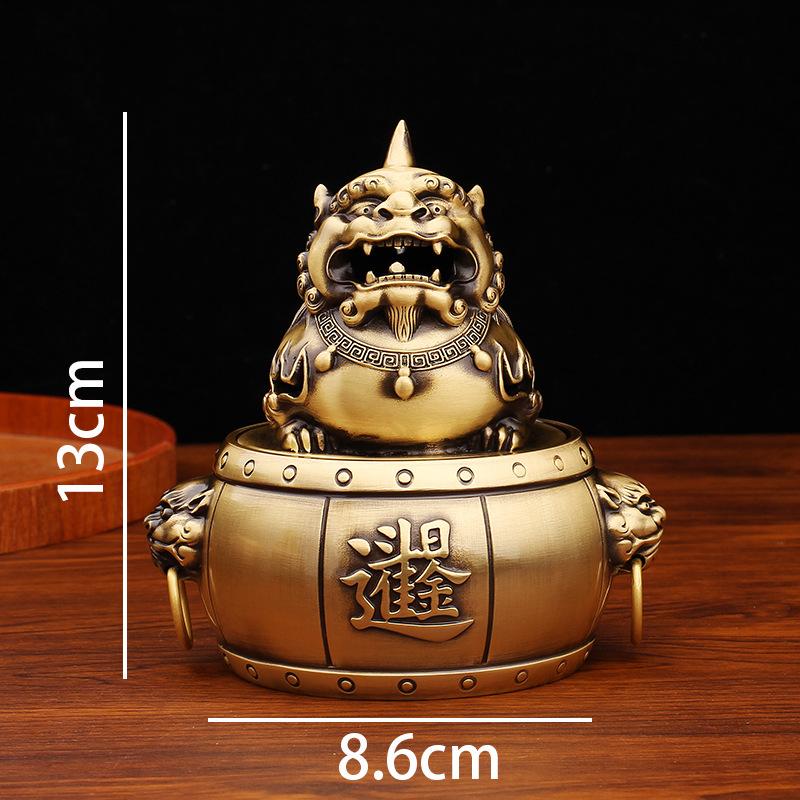 Brass Pixiu incense burner makes money every day, office, living room desktop painted metal handicrafts, copper ware, pure copper ornaments
Brass Pixiu incense burner makes money every day, office, living room desktop painted metal handicrafts, copper ware, pure copper ornaments