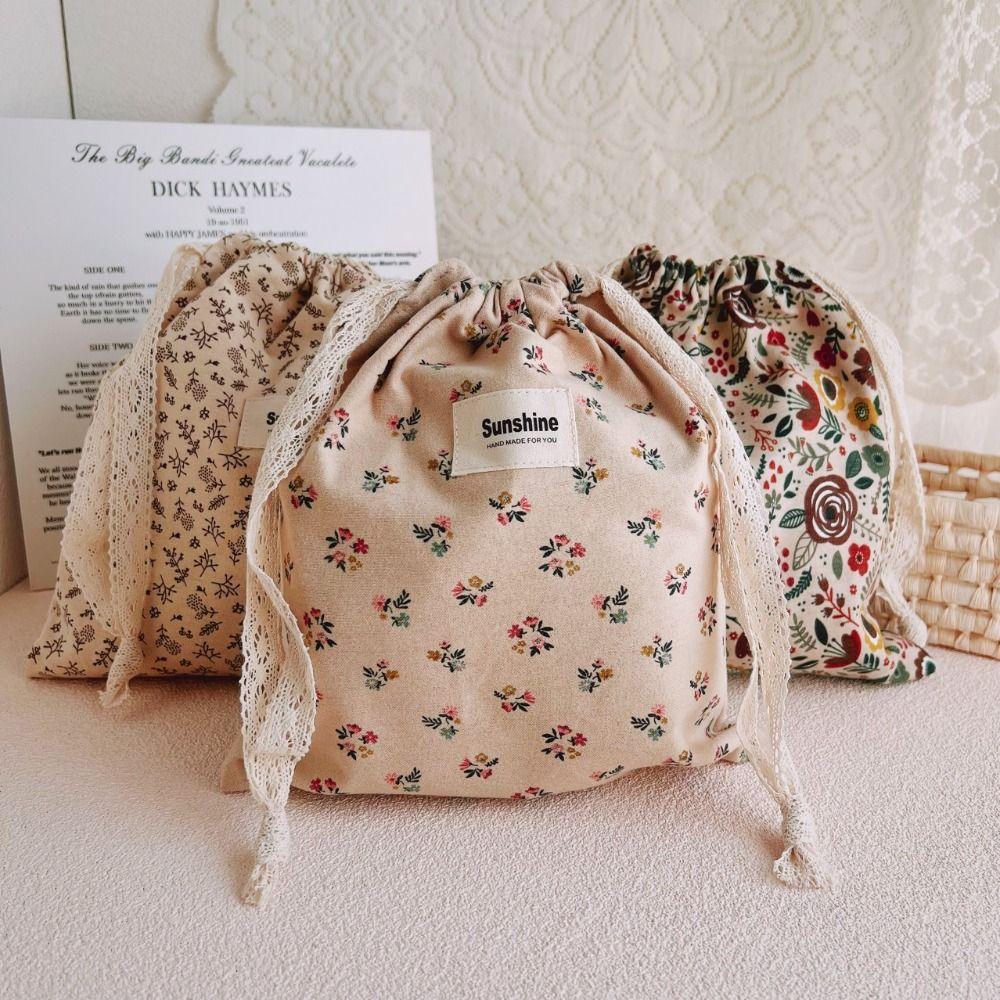 Cotton Baby Diaper Bag Storage Travel Outdoor Storage Bag New Printed Flower Mommy Bag Big Flower
Cotton Baby Diaper Bag Storage Travel Outdoor Storage Bag New Printed Flower Mommy Bag Big Flower