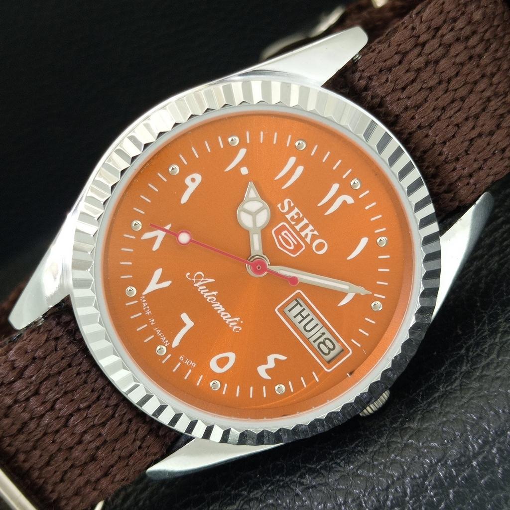 JAPAN VINTAGE REFURBISHED SEIKO 5 AUTOMATIC 6309A MENS ORANGE WATCH a442490-1
JAPAN VINTAGE REFURBISHED SEIKO 5 AUTOMATIC 6309A MENS ORANGE WATCH a442490-1