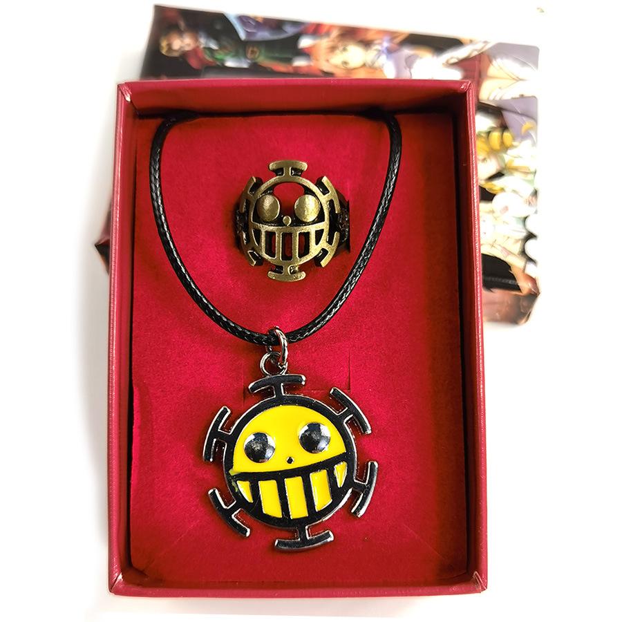 4 стиля серебряного цвета, ожерелье с изображением пирата «Четыре короля», подвеска с логотипом «Семь боевых морей», «Галло Доктор» 50cm
4 стиля серебряного цвета, ожерелье с изображением пирата «Четыре короля», подвеска с логотипом «Семь боевых морей», «Галло Доктор» 50cm