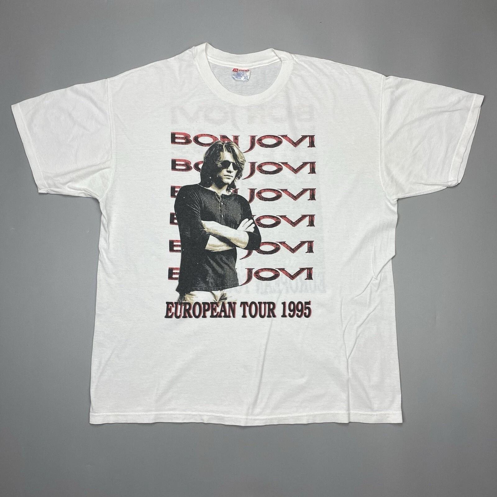 Винтажная футболка Bon Jovi Тур 1995 года Белая Размер XL Хлопок Hanes 3XL
Винтажная футболка Bon Jovi Тур 1995 года Белая Размер XL Хлопок Hanes 3XL