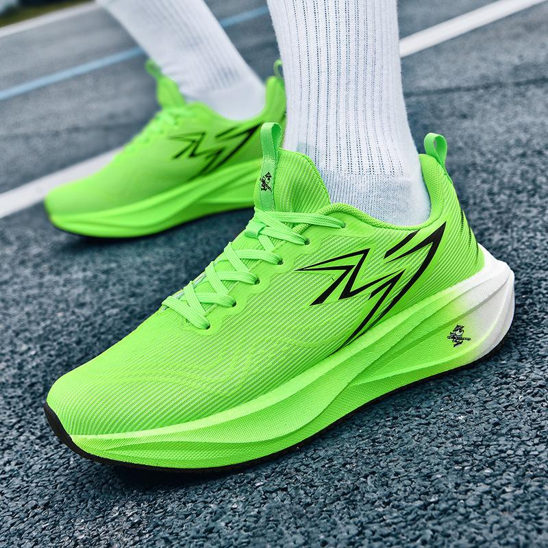 2025 new running shoes female youth students sports actual combat training sports shoes casual mesh soft sole men 45
2025 new running shoes female youth students sports actual combat training sports shoes casual mesh soft sole men 45
