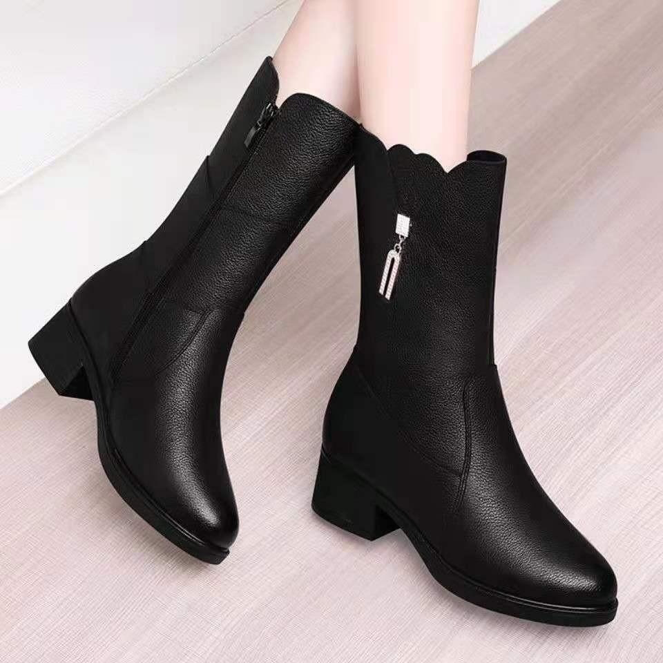 Женские ботинки Мартина из мягкой кожи на массивном каблуке до середины икры, зимние ботинки с плюшевой подкладкой, модные ботильоны на шнуровке 39 чёрный
Женские ботинки Мартина из мягкой кожи на массивном каблуке до середины икры, зимние ботинки с плюшевой подкладкой, модные ботильоны на шнуровке 39 чёрный