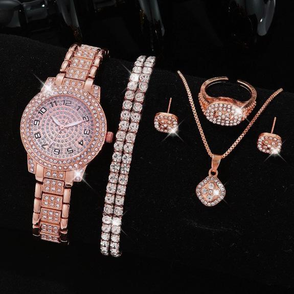 Ladies Fashion Bracelet Watch Diamond Inlaid Watch Cornucopia Roman Quartz Watch Women S Watch Bulk price
Ladies Fashion Bracelet Watch Diamond Inlaid Watch Cornucopia Roman Quartz Watch Women S Watch Bulk price