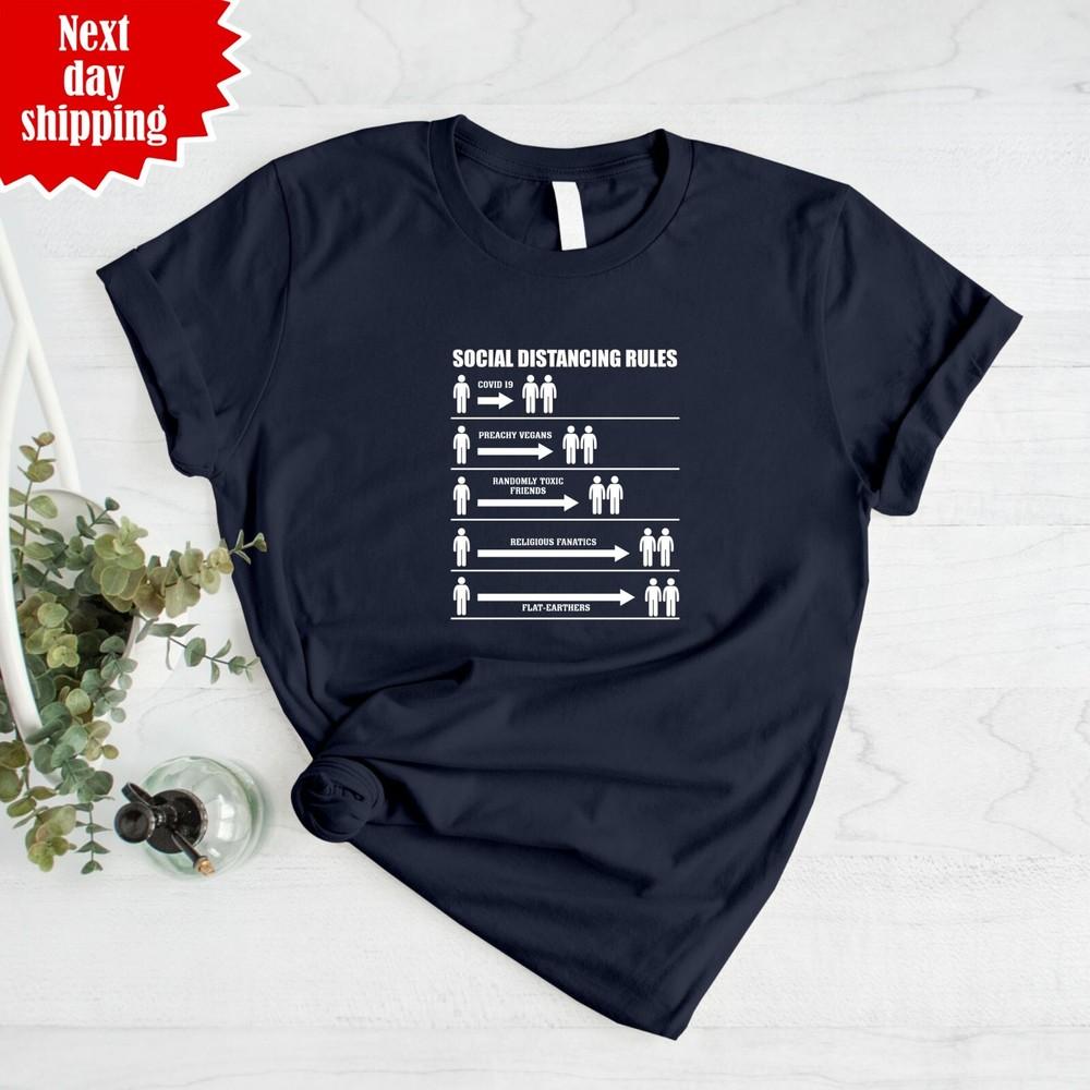 Social Distancing Rules Funny Corona Flat Earth T Shirt Printed Unisex Tee Top M
Social Distancing Rules Funny Corona Flat Earth T Shirt Printed Unisex Tee Top M
