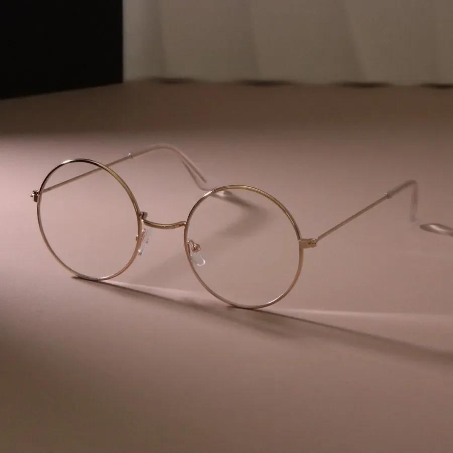 Retro Square Light Eyeglass Frame Women Men Transparent Unisex Glasses For Female Male
Retro Square Light Eyeglass Frame Women Men Transparent Unisex Glasses For Female Male