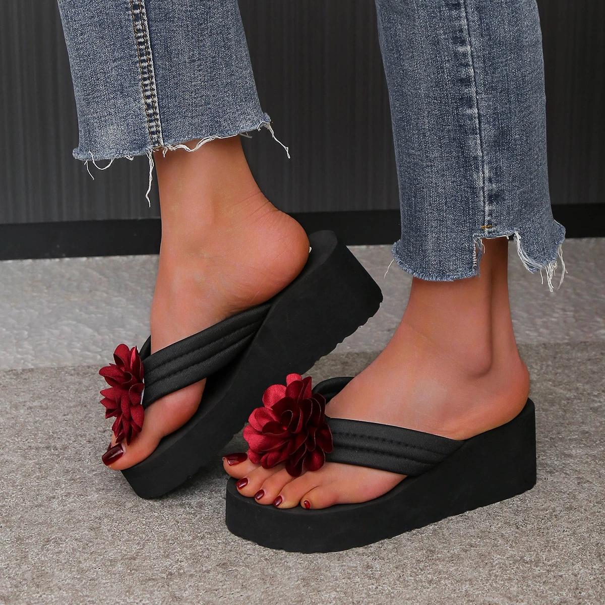 Мода 2024 Высококачественная обувь для женщин Шлепанцы Женские тапочки Модные цветочные пляжные шлепанцы Женские Новые тапочки на танкетке с круглым носком 41 чёрный
Мода 2024 Высококачественная обувь для женщин Шлепанцы Женские тапочки Модные цветочные пляжные шлепанцы Женские Новые тапочки на танкетке с круглым носком 41 чёрный