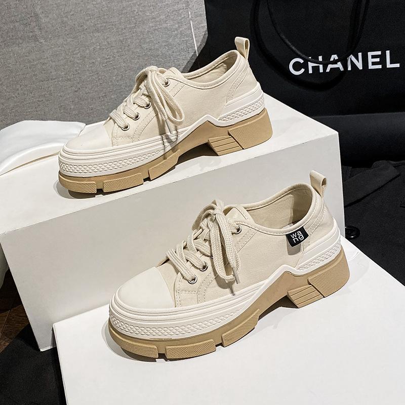 Thick-soled White Shoes Women s New Low-top All-match College Style Age-reducing Lace-up Thick-heeled Trendy Casual Canvas Shoes
Thick-soled White Shoes Women s New Low-top All-match College Style Age-reducing Lace-up Thick-heeled Trendy Casual Canvas Shoes