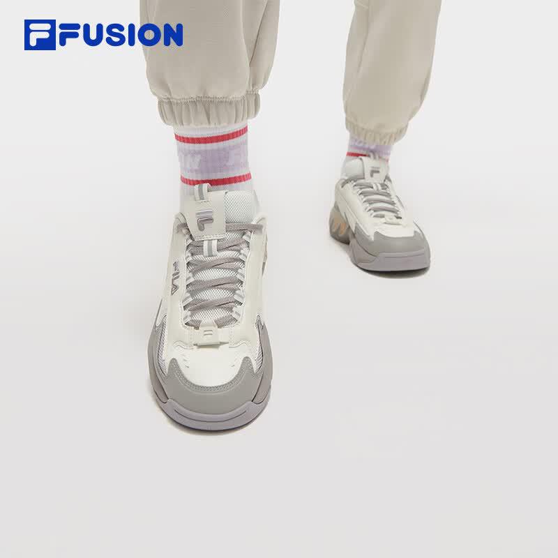 FILA FUSION SHOCK Women s Retro Basketball Shoes 6.5
FILA FUSION SHOCK Women s Retro Basketball Shoes 6.5
