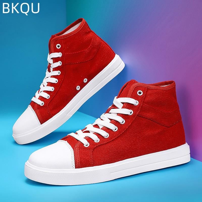 Men s High-top Casual Shoes Canvas Shoes Sports Shoes Fashion Trend Comfortable Non-slip High-top Wear-resistant Round Toe
Men s High-top Casual Shoes Canvas Shoes Sports Shoes Fashion Trend Comfortable Non-slip High-top Wear-resistant Round Toe