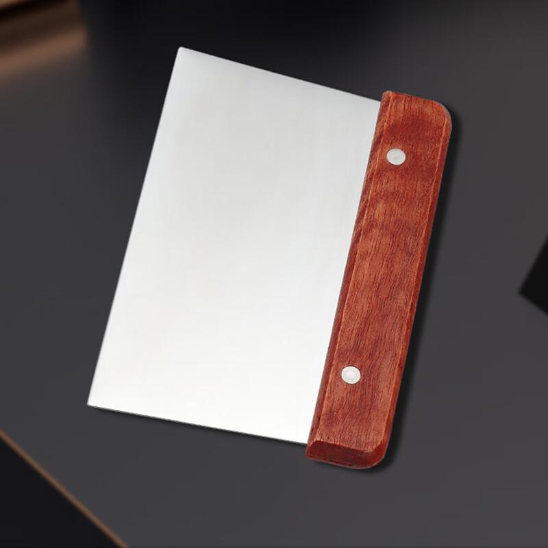 Pabei Деревянная ручка Скребок и резак для теста
Pabei Деревянная ручка Скребок и резак для теста