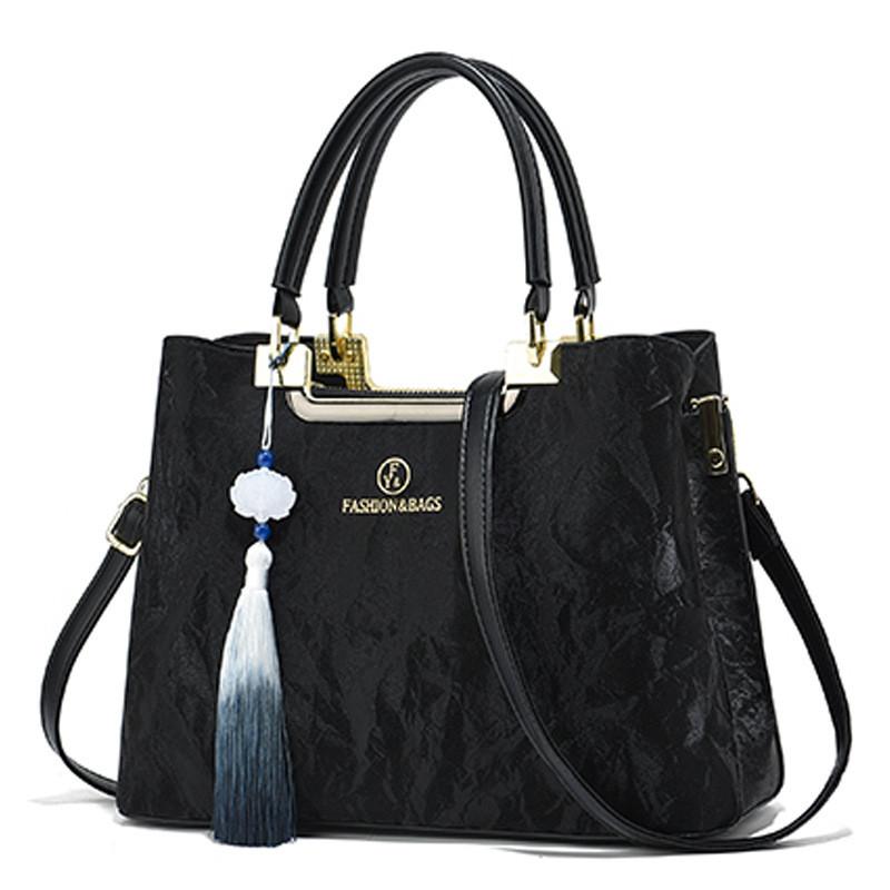 Stylish Pu Tote Bag For Women With Large Capacity And Trendy Fringe Design In Beige Pink Green And Black чорний
Stylish Pu Tote Bag For Women With Large Capacity And Trendy Fringe Design In Beige Pink Green And Black чорний