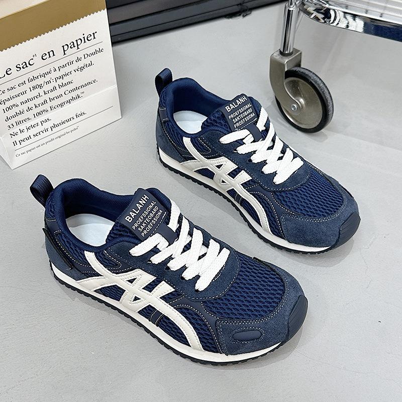 New leather breathable mesh platform women s summer and autumn versatile casual sports running shoes casual shoes 38 синий
New leather breathable mesh platform women s summer and autumn versatile casual sports running shoes casual shoes 38 синий