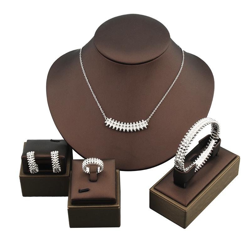 New Product Double Row Rhombus Ins Wind Women s Bracelet Ring Glossy Retro Set 2026 9
New Product Double Row Rhombus Ins Wind Women s Bracelet Ring Glossy Retro Set 2026 9