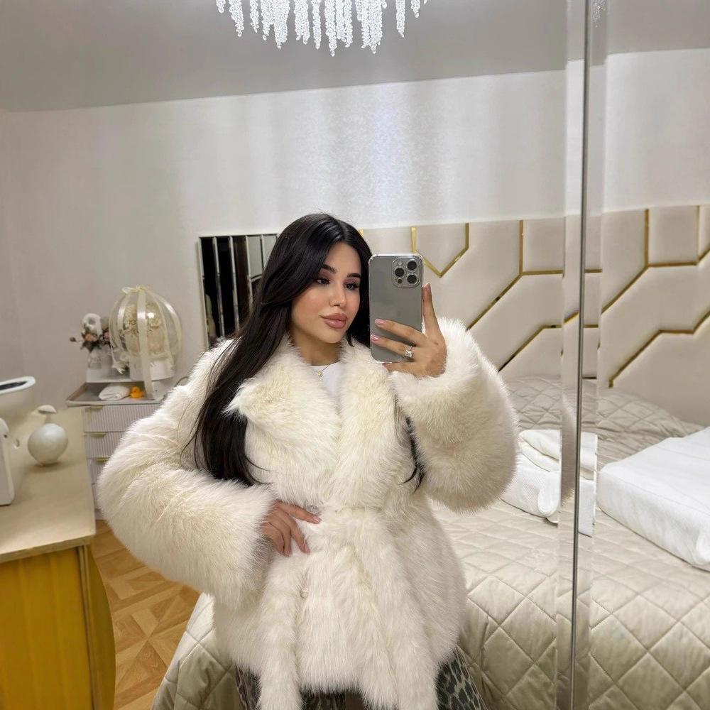 2025 Winter Imitation Fox Fur Coat Fashionable Lapel Plush Coat Loose and Environmentally Friendly Fur Fur Coat S
2025 Winter Imitation Fox Fur Coat Fashionable Lapel Plush Coat Loose and Environmentally Friendly Fur Fur Coat S