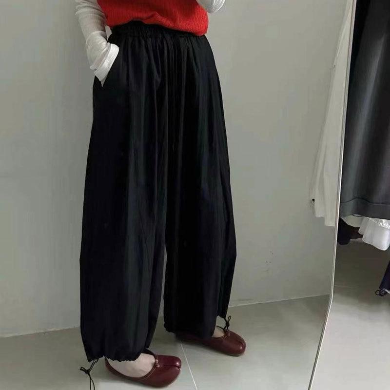 Быстросохнущие Блумеры Женские Летние С высокой талией Свободные и Тонкие Повседневные Брюки-морковки Девятиточечные Брюки-шаровары с широкими штанинами XS
Быстросохнущие Блумеры Женские Летние С высокой талией Свободные и Тонкие Повседневные Брюки-морковки Девятиточечные Брюки-шаровары с широкими штанинами XS