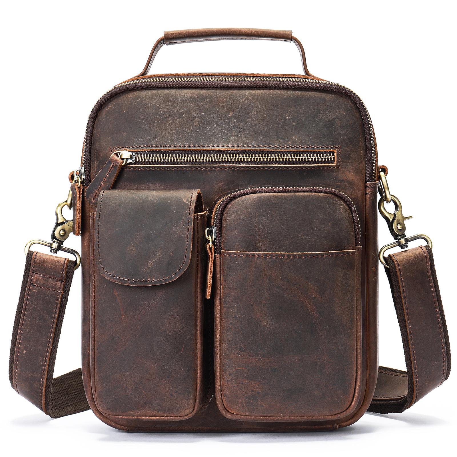 Мужская сумка-мессенджер кроссбоди из натуральной кожи - Верхний слой кожа коровы Crazy Horse, Вместительная наплечная сумка темный кофе
Мужская сумка-мессенджер кроссбоди из натуральной кожи - Верхний слой кожа коровы Crazy Horse, Вместительная наплечная сумка темный кофе