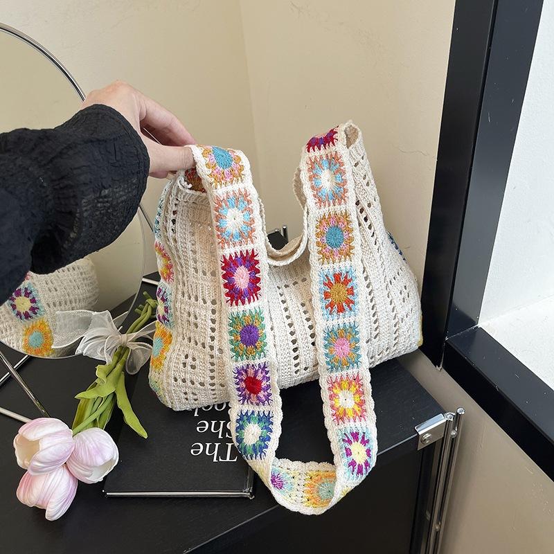Wool woven bag, sunflower bag, women s new large-capacity shoulder bag, small fresh seaside vacation messenger women s bag
Wool woven bag, sunflower bag, women s new large-capacity shoulder bag, small fresh seaside vacation messenger women s bag