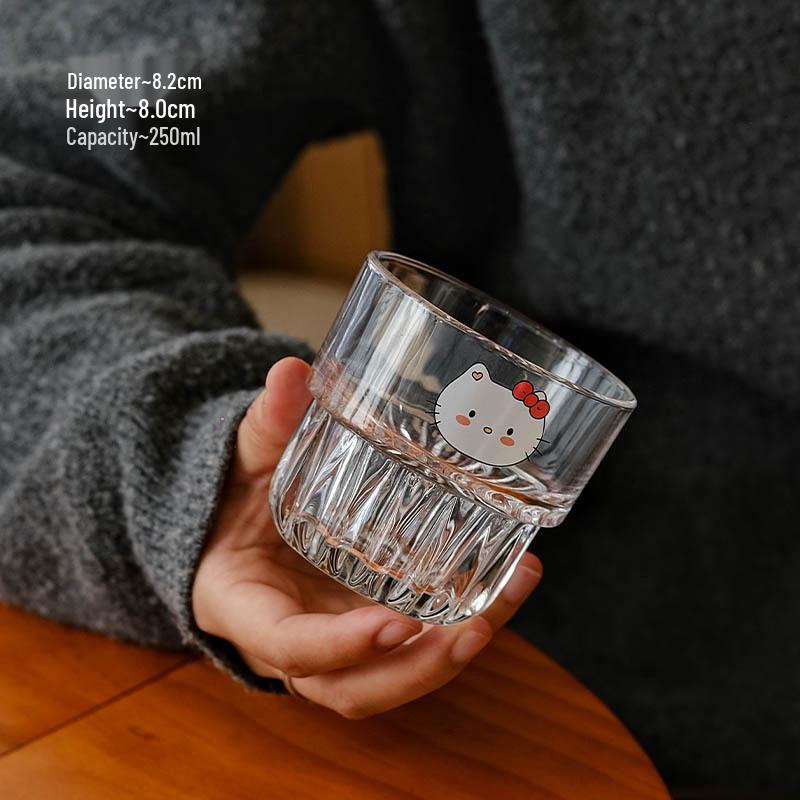 Stylish Stackable Glass Cup: High-Value, Transparent Wedding Toast Glass, Thickened Creative Design 201-300ml
Stylish Stackable Glass Cup: High-Value, Transparent Wedding Toast Glass, Thickened Creative Design 201-300ml