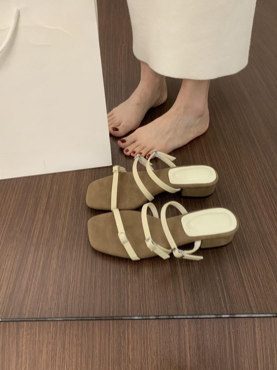 Французский толстый каблук с юбкой, однословные шлепанцы с тонкими ремешками и открытым носком для женской летней носки, не утомляющие ноги, 3 см маленький высокий каблук, прохладные шлепанцы 35
Французский толстый каблук с юбкой, однословные шлепанцы с тонкими ремешками и открытым носком для женской летней носки, не утомляющие ноги, 3 см маленький высокий каблук, прохладные шлепанцы 35