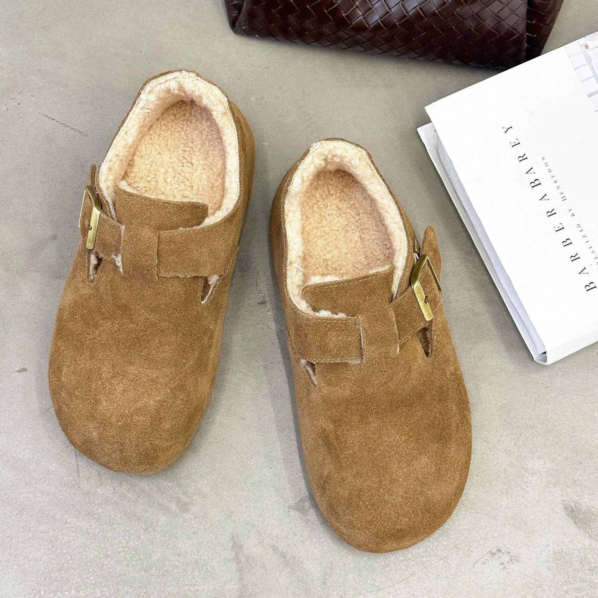 Осень и зима толстоподошвенные плюшевые туфли женская обувь носить теплые тапочки хлопковые туфли одинарные туфли 38 хаки
Осень и зима толстоподошвенные плюшевые туфли женская обувь носить теплые тапочки хлопковые туфли одинарные туфли 38 хаки