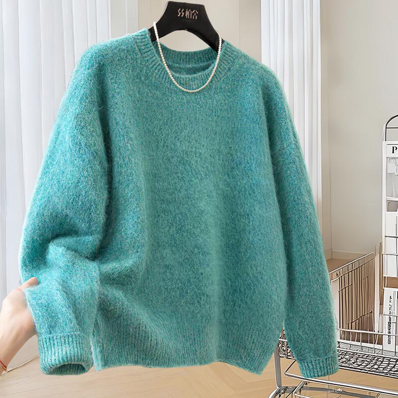 Женский свитер свободного кроя с круглым вырезом и длинным рукавом One Size
Женский свитер свободного кроя с круглым вырезом и длинным рукавом One Size