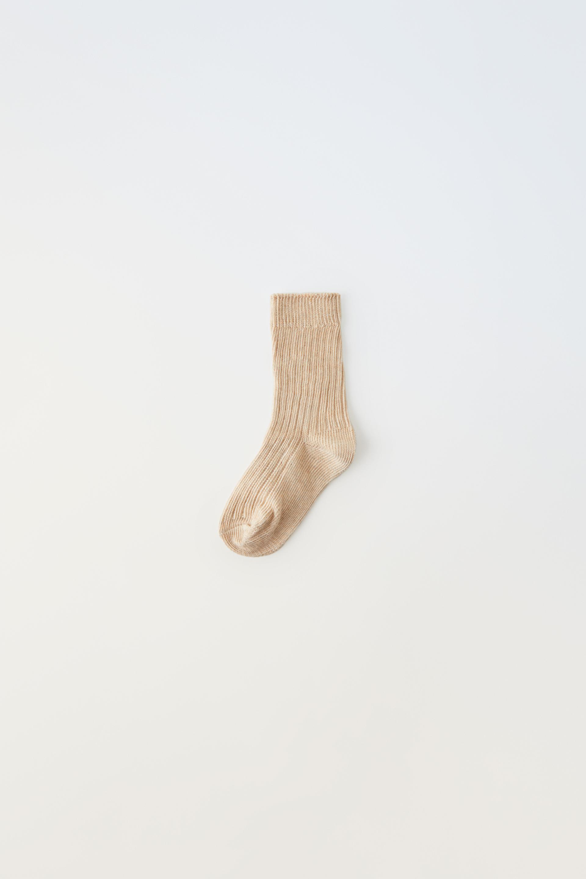 ДЛИННЫЕ НОСКИ В РЕБРИКУ 
ДЛИННЫЕ НОСКИ В РЕБРИКУ