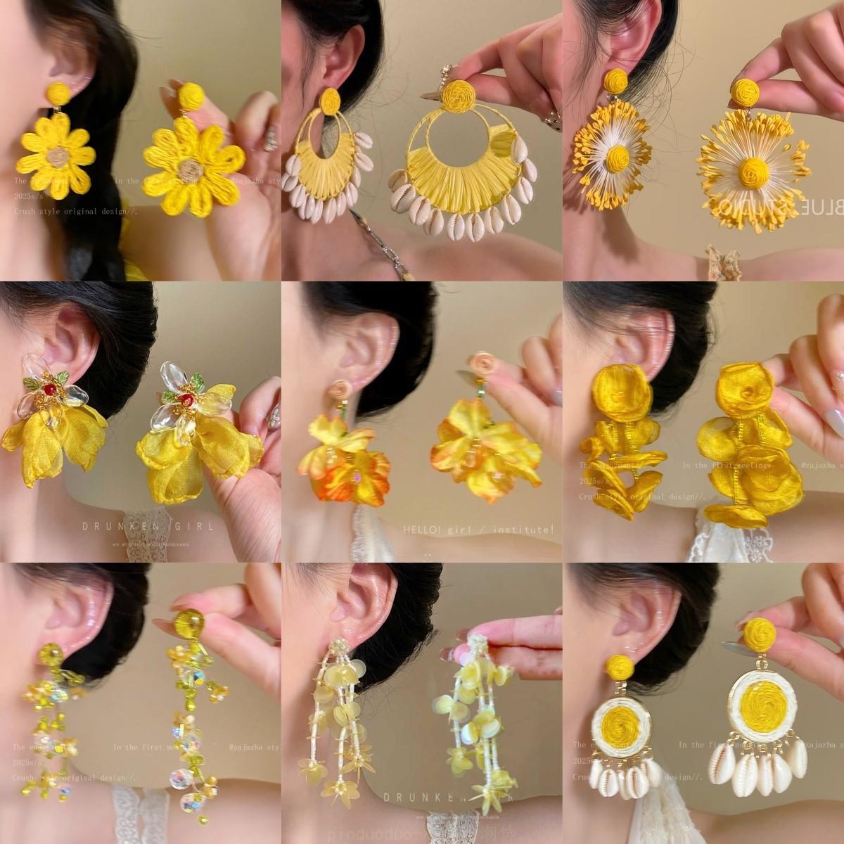 Fabric flower pendant earrings simple and sweet pastoral earrings niche fashion small fresh earrings
Fabric flower pendant earrings simple and sweet pastoral earrings niche fashion small fresh earrings