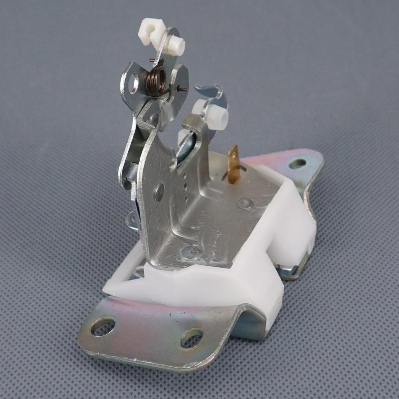 Car Rear Tail Tailgate Trunk Door Lock MR503021 Fit For Mitsubishi Montero Pajero Sport 1996-1998 1999 2000 2001 2002 2003 2004
Car Rear Tail Tailgate Trunk Door Lock MR503021 Fit For Mitsubishi Montero Pajero Sport 1996-1998 1999 2000 2001 2002 2003 2004