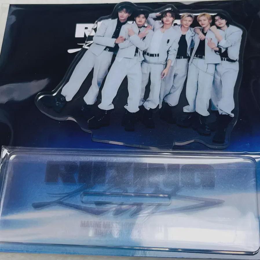 Riize Japan Md Acrylic Stand
Riize Japan Md Acrylic Stand