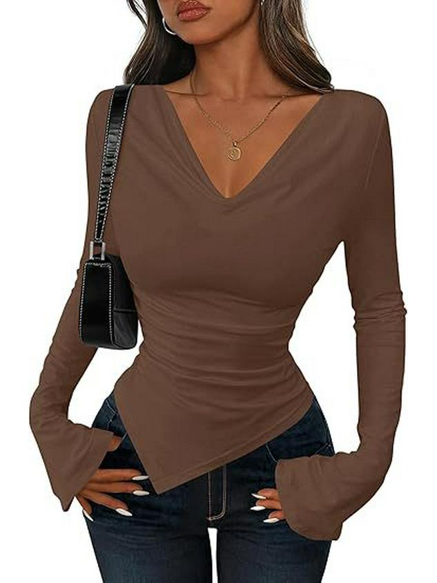 Women s Asymmetrical Slim-Fit Ruffle Neck Top - Early Autumn Collection Medium
Women s Asymmetrical Slim-Fit Ruffle Neck Top - Early Autumn Collection Medium