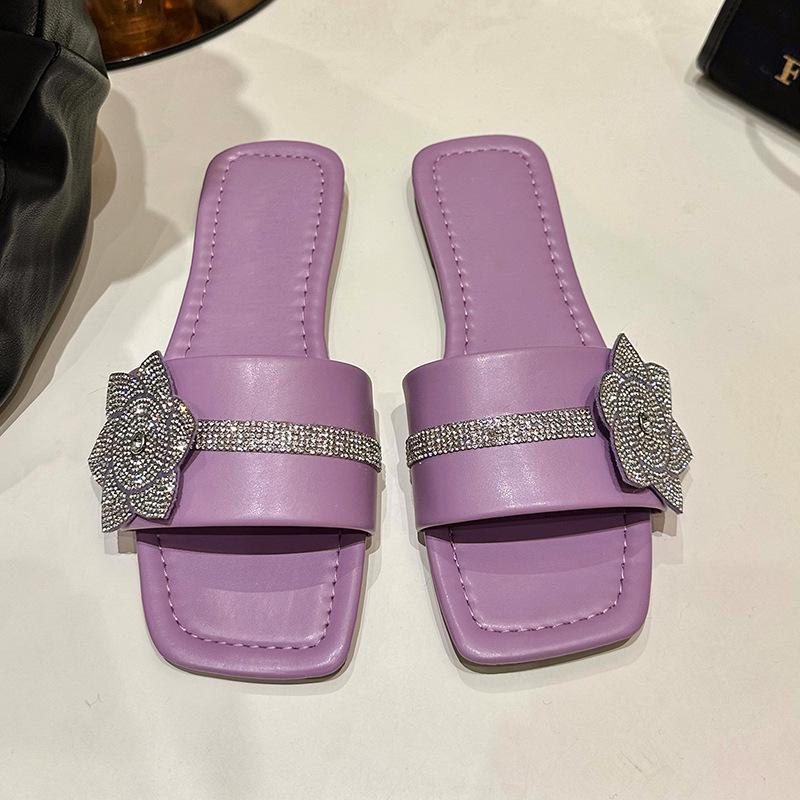 2024 summer new European and American outer wear cool slippers one pedal women s slippers rhinestone large size shoes slippers 43 фіолетовий
2024 summer new European and American outer wear cool slippers one pedal women s slippers rhinestone large size shoes slippers 43 фіолетовий