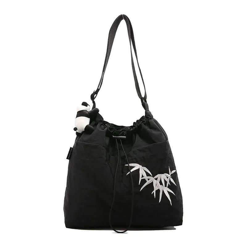 Large Capacity Embroidered Nylon Cord Crossbody Bags Versatile Pendular Shoulder Bags New Trend Premium Durable
Large Capacity Embroidered Nylon Cord Crossbody Bags Versatile Pendular Shoulder Bags New Trend Premium Durable
