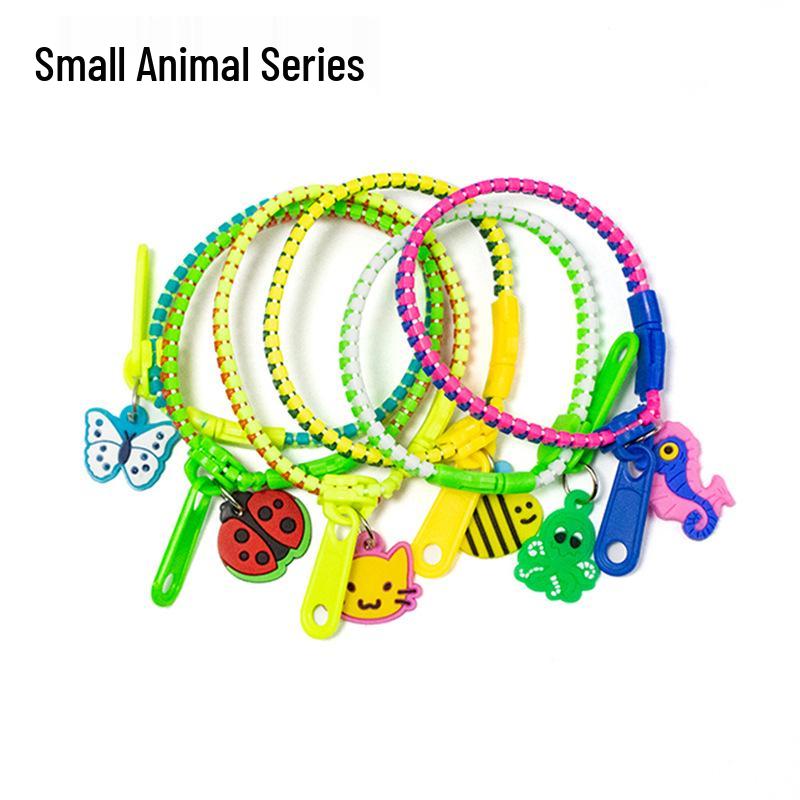 Creative Zipper Bracelet: Christmas Tree & Pumpkin Halloween Cartoon Styles
Creative Zipper Bracelet: Christmas Tree & Pumpkin Halloween Cartoon Styles