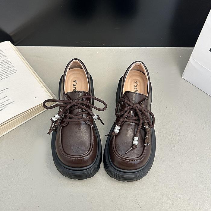 Женские лоферы на платформе 2025 осень новые универсальные из искусственной кожи на толстом каблуке модные с круглым носком на шнуровке в британском стиле маленькие кожаные туфли 40 темно-коричневого
Женские лоферы на платформе 2025 осень новые универсальные из искусственной кожи на толстом каблуке модные с круглым носком на шнуровке в британском стиле маленькие кожаные туфли 40 темно-коричневого