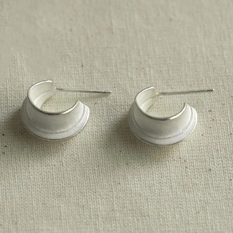 Белые серьги с неровной текстурой для женщин с медной инкрустацией, модные и высококлассные серьги-кольца С-образной формы для вечеринки, циркон
Белые серьги с неровной текстурой для женщин с медной инкрустацией, модные и высококлассные серьги-кольца С-образной формы для вечеринки, циркон