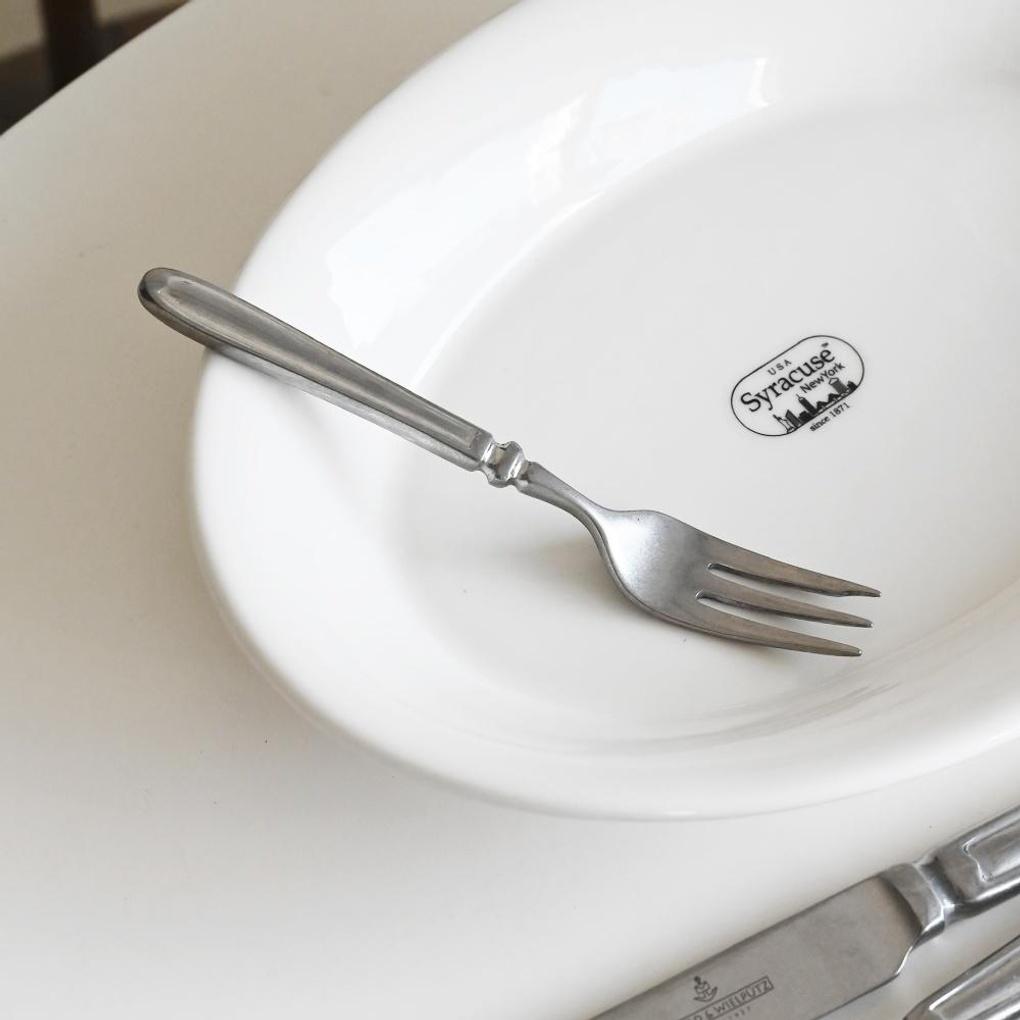 German Picard & Billfoot Vintage Dessert Fork
German Picard & Billfoot Vintage Dessert Fork