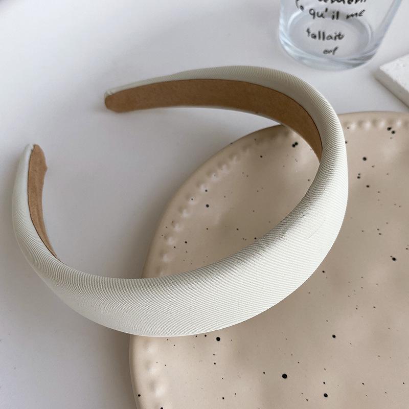 2025 New White Wide-Brimmed Versatile Headband & Hair Tie for Women - Perfect for Going Out or Washing Face, Includes Hair Clip
2025 New White Wide-Brimmed Versatile Headband & Hair Tie for Women - Perfect for Going Out or Washing Face, Includes Hair Clip