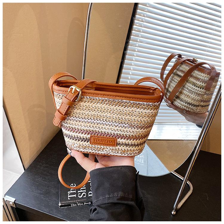 Bohemian hand-woven straw bag women s summer 2025 new messenger bag vacation beach bag хаки
Bohemian hand-woven straw bag women s summer 2025 new messenger bag vacation beach bag хаки