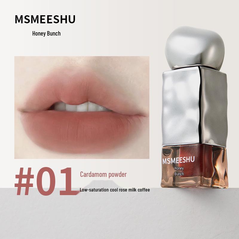 Honey Beam Long-Lasting Velvet Matte Lip Glaze – Non-Stick, Foggy Finish, Whitening Effect, Universal for Students.
Honey Beam Long-Lasting Velvet Matte Lip Glaze – Non-Stick, Foggy Finish, Whitening Effect, Universal for Students.