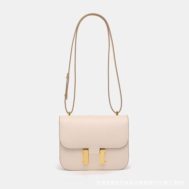 Leather bag Palm pattern lock Crossbody underarm small square bag One shoulder tofu bag Women s bag small size 19
Leather bag Palm pattern lock Crossbody underarm small square bag One shoulder tofu bag Women s bag small size 19