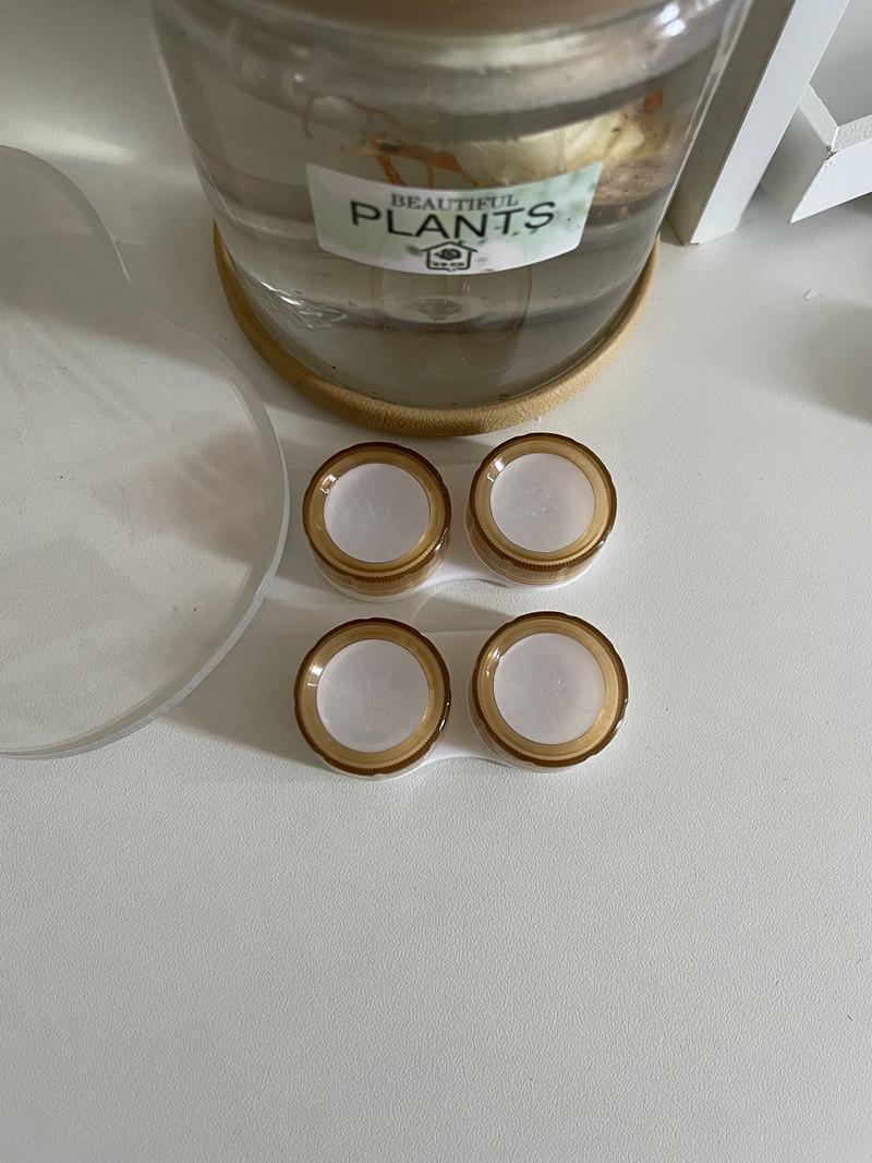 1pc Solid Color Contact Lens Box Transparent Colored Beauty Pupil Storage Box Girls Contact Lens Case Travel Contact Lenses Case
1pc Solid Color Contact Lens Box Transparent Colored Beauty Pupil Storage Box Girls Contact Lens Case Travel Contact Lenses Case
