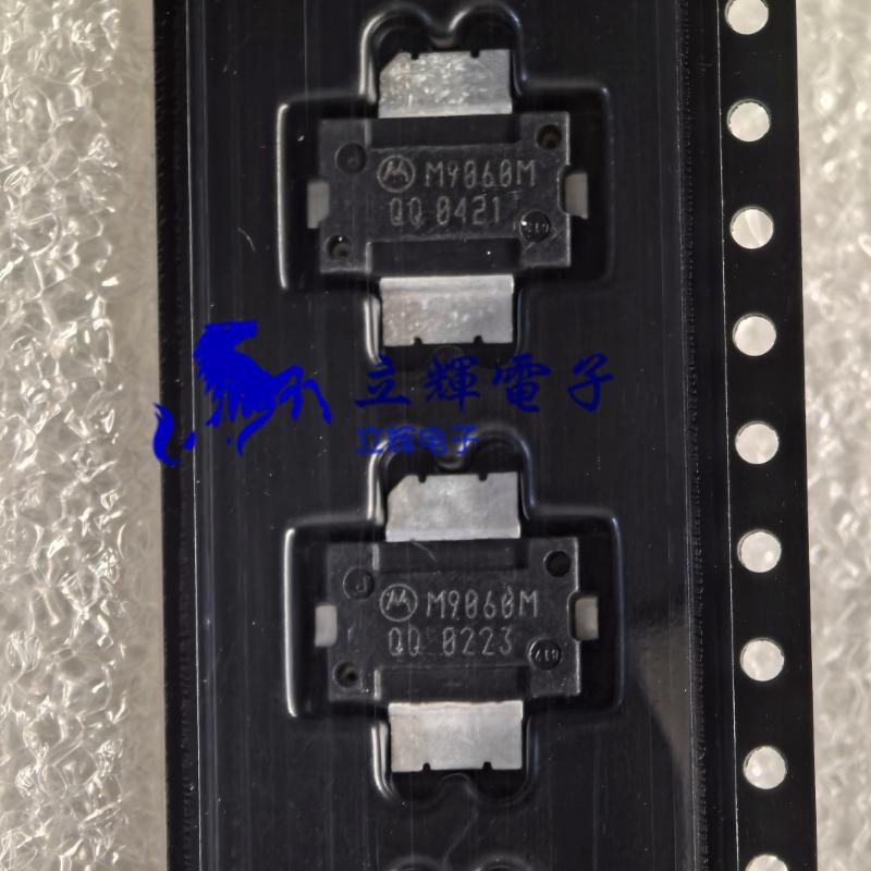 MRF9060MR1 MRF9060MBR1 screen printing M9060M T0-270 945MHZ 60W RF tube
MRF9060MR1 MRF9060MBR1 screen printing M9060M T0-270 945MHZ 60W RF tube