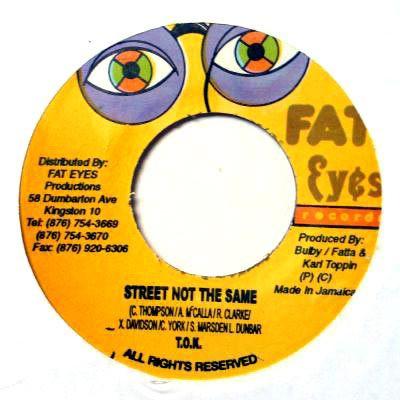 7inch Record T.O.K. / MONSTER TWINS - Street Not The Same / Mix Up Time NONE Fat Eyes Record Jamaica Reggae, Ska & Dub Used
7inch Record T.O.K. / MONSTER TWINS - Street Not The Same / Mix Up Time NONE Fat Eyes Record Jamaica Reggae, Ska & Dub Used