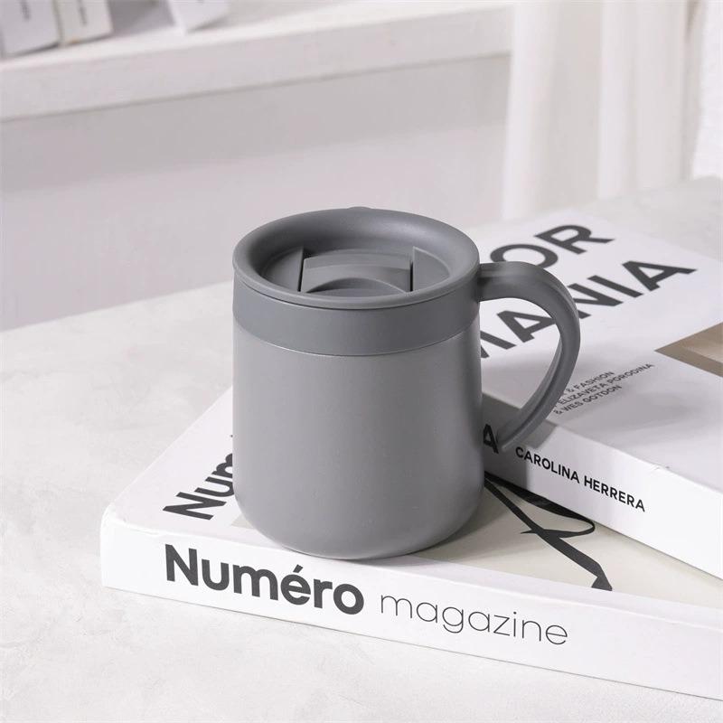 Name Custom 304 Stainless Steel Water Bottle Double Layers Coffee Mug Milk Cup With Plastic Lid And Handle 360ml 360ml сірий колір
Name Custom 304 Stainless Steel Water Bottle Double Layers Coffee Mug Milk Cup With Plastic Lid And Handle 360ml 360ml сірий колір