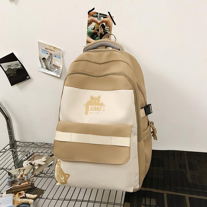 Новый школьный рюкзак - это женский рюкзак с высокой ценностью, милым котенком контрастного цвета, для учеников начальной и средней школы, уровень 3-6, многосекционный.
Новый школьный рюкзак - это женский рюкзак с высокой ценностью, милым котенком контрастного цвета, для учеников начальной и средней школы, уровень 3-6, многосекционный.