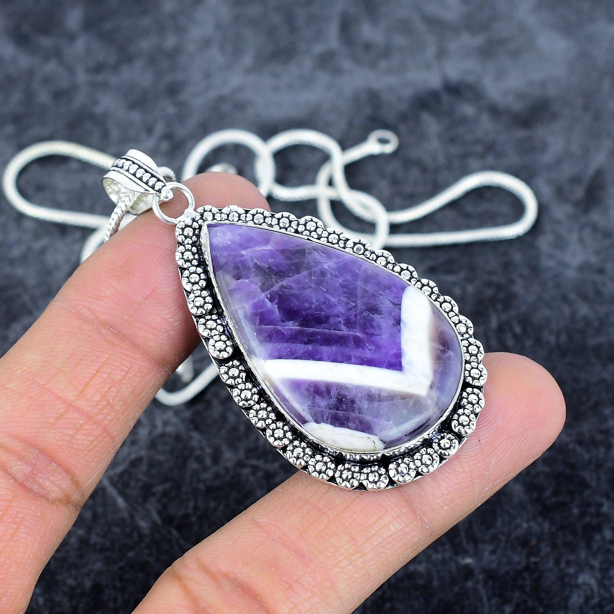 Chevron Amethyst Gemstone 925 Sterling Silver Jewelry Pendant 2.48 M-2884
Chevron Amethyst Gemstone 925 Sterling Silver Jewelry Pendant 2.48 M-2884